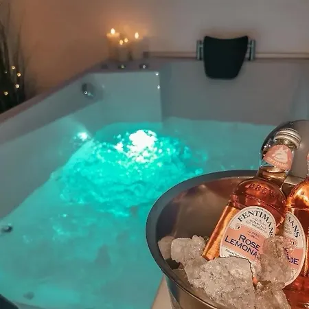 Teddy Bear Jacuzzi *